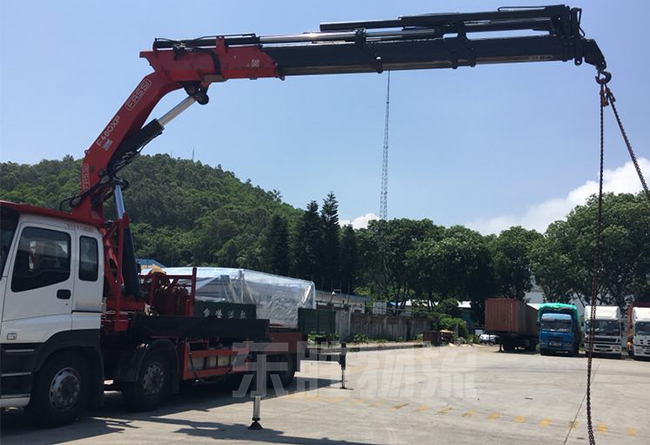 中港物流--無紙通關(guān)出口出口需要的步驟；深圳到香港物流-香港物流專線-中港貨運(yùn)物流運(yùn)輸專線-佛山到香港物流專線-一般貿(mào)易進(jìn)出口報(bào)關(guān)代理-倉儲(chǔ)配送-深圳市東勝物流有限公司